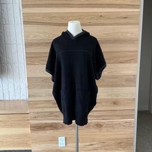 Splendid Dolman Long Pullover, Hooded Oversized Poncho Styling. SMALL